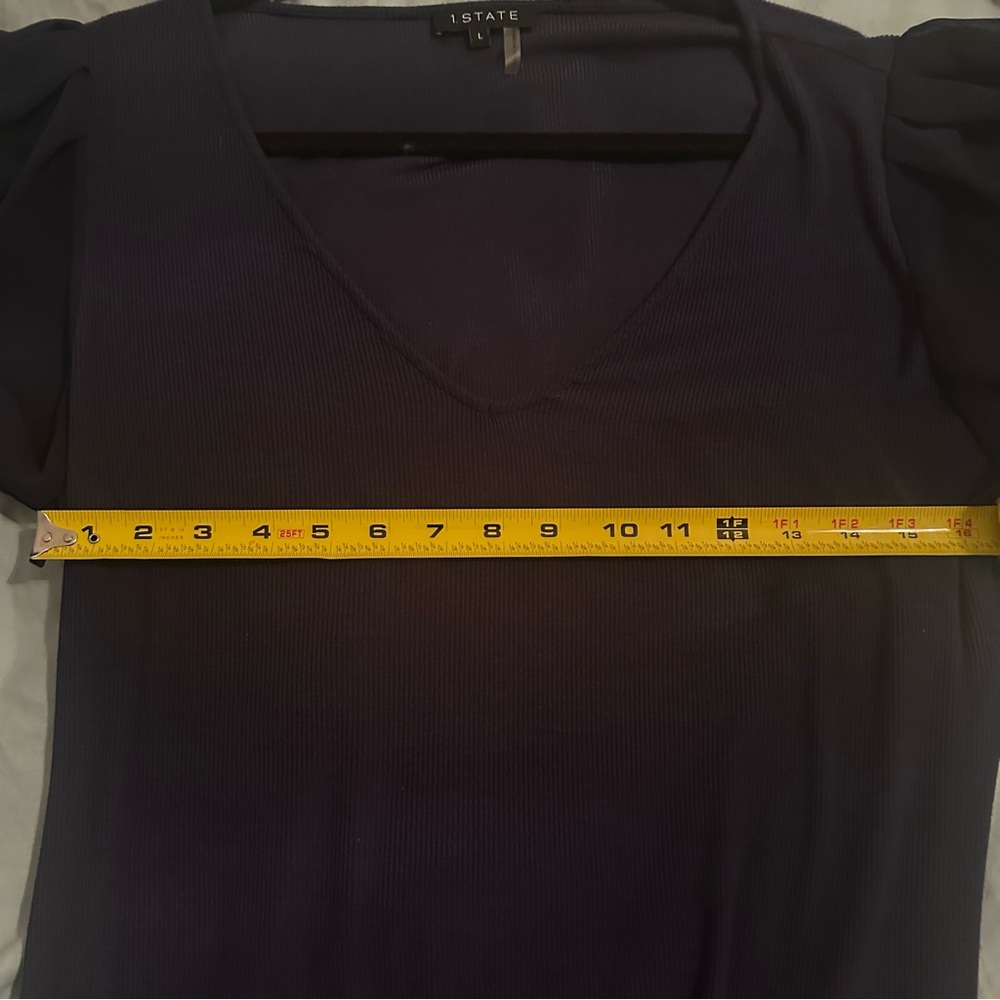 Navy top - Picture 3 of 4